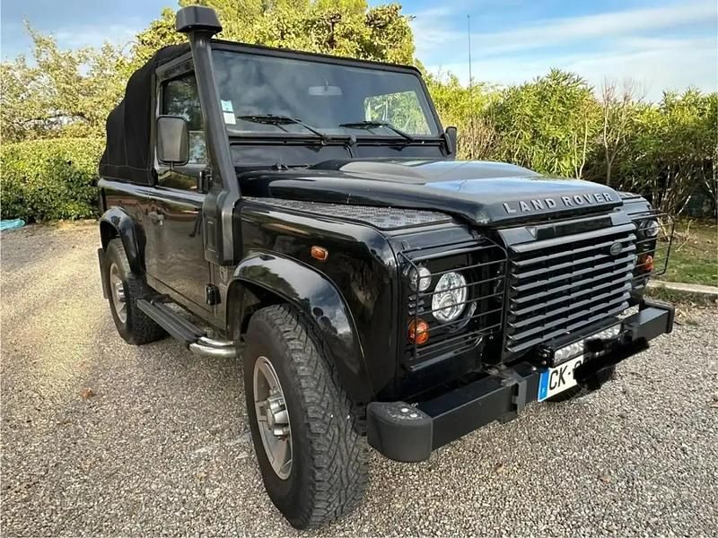 Noir Occasion 2012 Land Rover Defender Cabriolet | 56 700 € - Image 1/4
