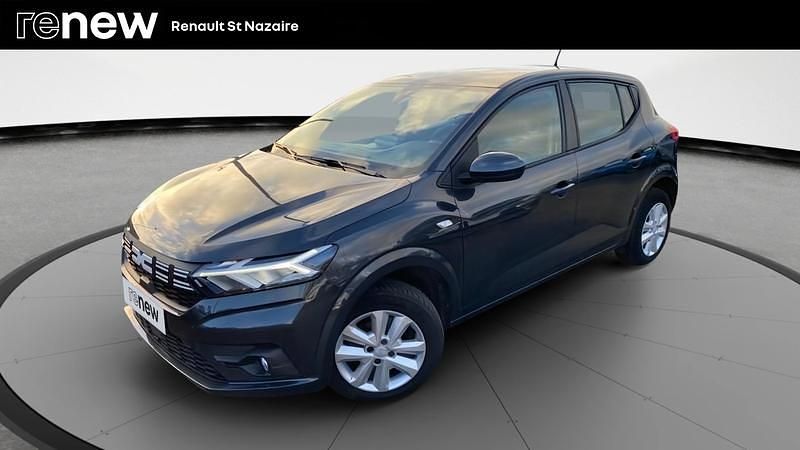 Gris Utilisé 2022 Dacia Sandero Expression Citadine | 13 990 € (Prix juste) - Image 1/4