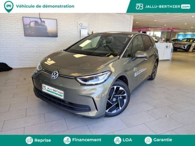 Noir Utilisé 2025 VW ID.3 Pro Citadine | 37 990 € (Prix cher) - Image 1/4