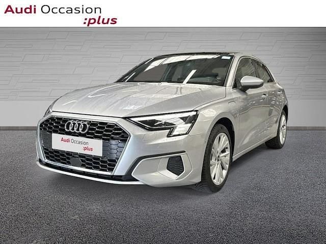 Argent fleuret métallisé Occasion 2022 Audi A3 Sportback e-tron Design Citadine | 26 490 € (Bon prix) - Image 1/4