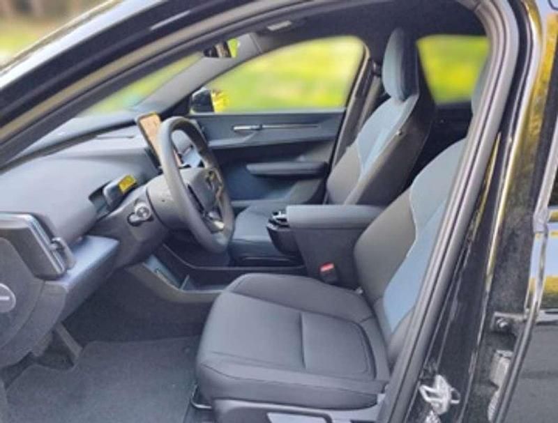 Occasion Volvo EX30 Ultra 200 kW (272 ch) 2025 Noir SUV