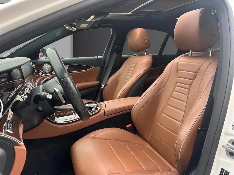 Occasion Mercedes E300 AMG line 211 ch (155 kW) 2020 Blanc Berline