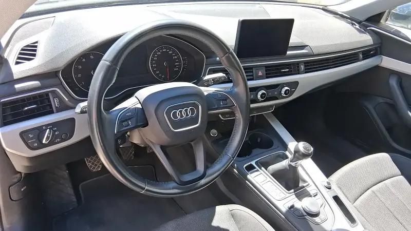 Gris Utilisé 2019 Audi A4 Business Break | 18 500 € (Bon prix) - Image 1/4