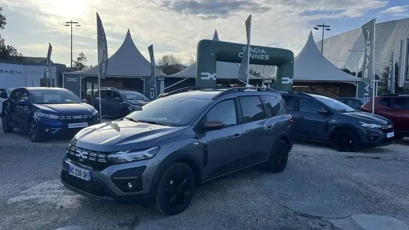 Gris Utilisé 2025 Dacia Jogger Extreme Monospace | 27 699 € - Image 1/3