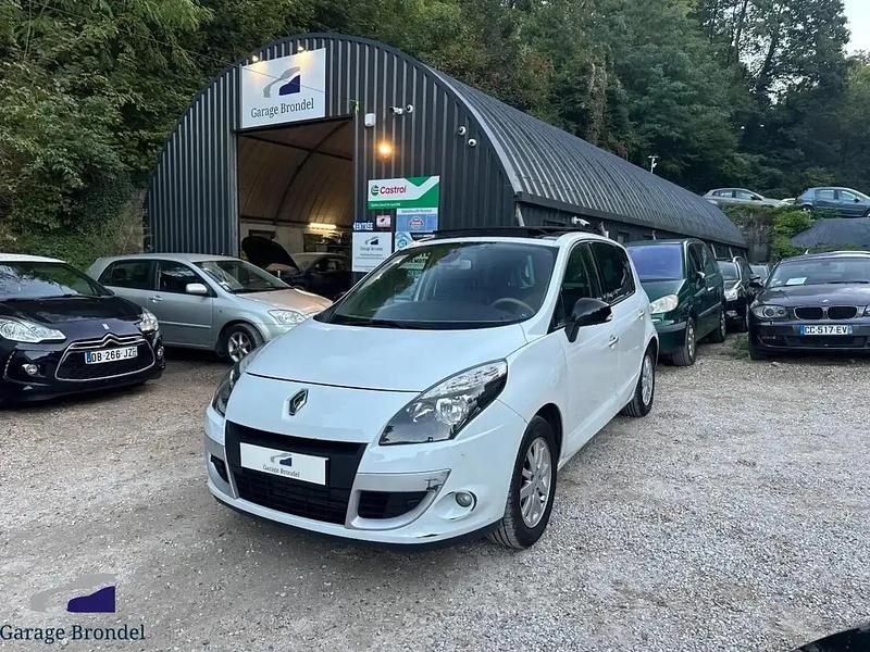 Occasion 2011 Renault Scénic III Monospace | 7 000 € (Prix juste) - Image 1/4