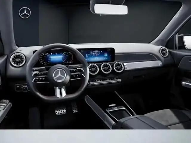 Occasion Mercedes GLB200 AMG line 2025 Noir cosmos métallisé SUV