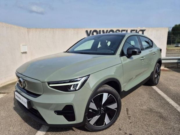 Noir Utilisé 2025 Volvo EC40 Plus SUV | 51 900 € (Super prix) - Image 1/4