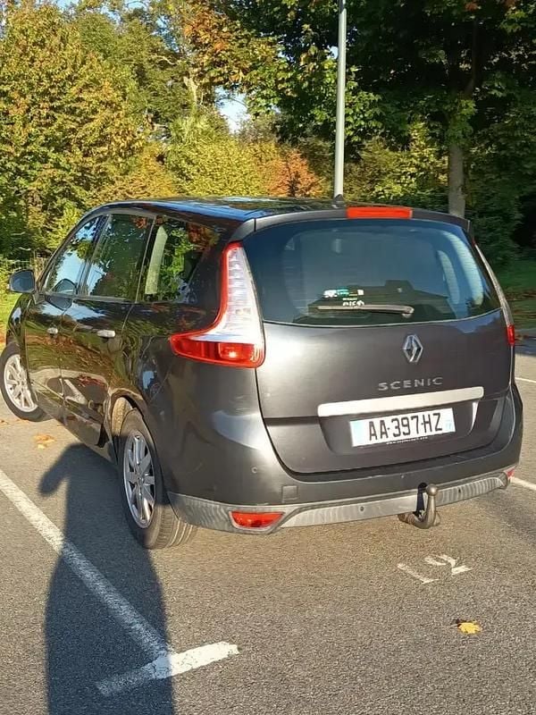 Occasion Renault Grand Scénic III Dynamique 131 ch (96 kW) 2010 Noir Monospace