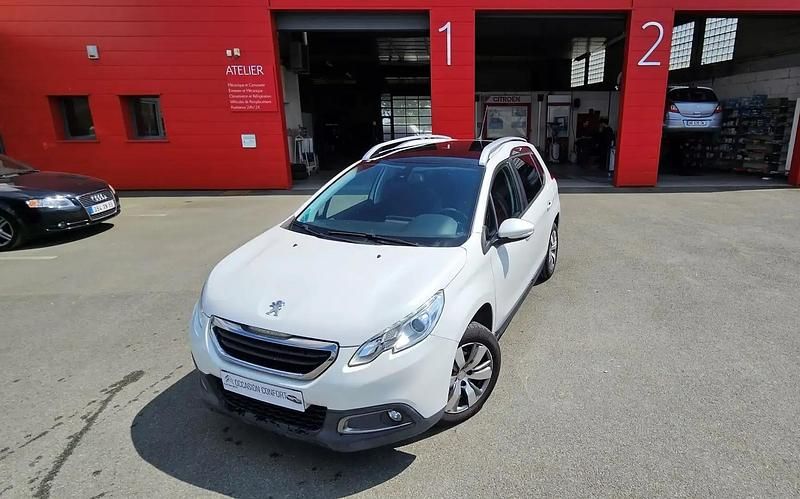 Blanc Utilisé 2013 Peugeot 2008 Allure SUV | 8 690 € - Image 1/4