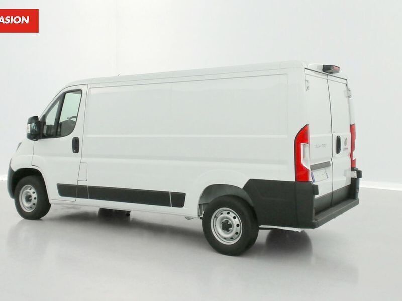 Occasion Fiat Ducato 140 ch (102 kW) 2023 Blanc Van