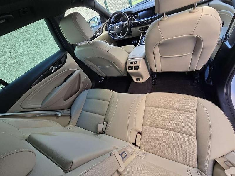 Occasion Opel Insignia 209 ch (153 kW) 2018 Blanc Break