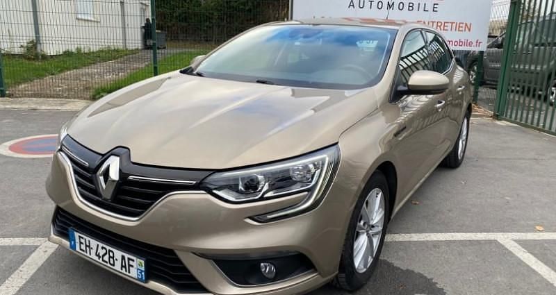 Beige Utilisé 2016 Renault Mégane IV Zen Berline | 9 990 € (Super prix) - Image 1/4