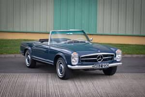 Bleu Utilisé 1966 Mercedes 230 Cabriolet | 92 565 € - Image 1/4