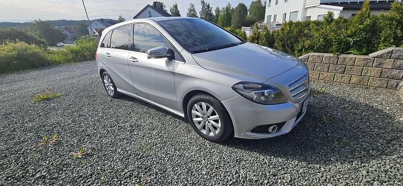 Occasion Mercedes B180 122 ch (89 kW) 2014 Monospace