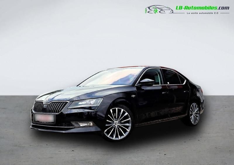 Utilisé 2017 Skoda Superb Berline | 31 200 € (Prix juste) - Image 1/4