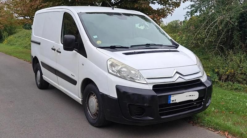 Utilisé 2009 Citroën Jumpy Comfort Monospace | 4 900 € - Image 1/4