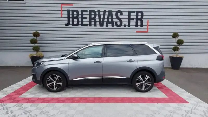 Utilisé 2019 Peugeot 5008 Allure Monospace | 16 999 € (Prix juste) - Image 1/4