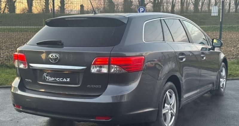 Occasion Toyota Avensis Business Edition 123 ch (90 kW) 2016 Berline