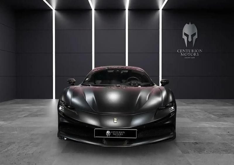 Occasion Ferrari SF90 2021 Noir Coupé