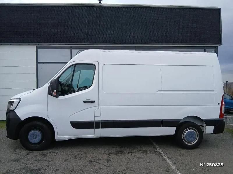 Occasion Renault Master 2022 Blanc Berline