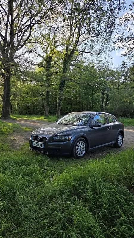 Occasion Volvo C30 Momentum 110 ch (80 kW) 2009 Citadine