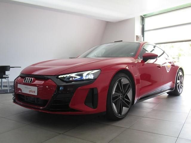 Rouge tango métallisé Utilisé 2024 Audi e-tron GT quattro Sport Berline | 61 999 € (Super prix) - Image 1/4