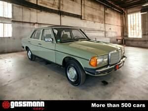 Occasion Mercedes 200 109 ch (80 kW) 1983 Vert Berline