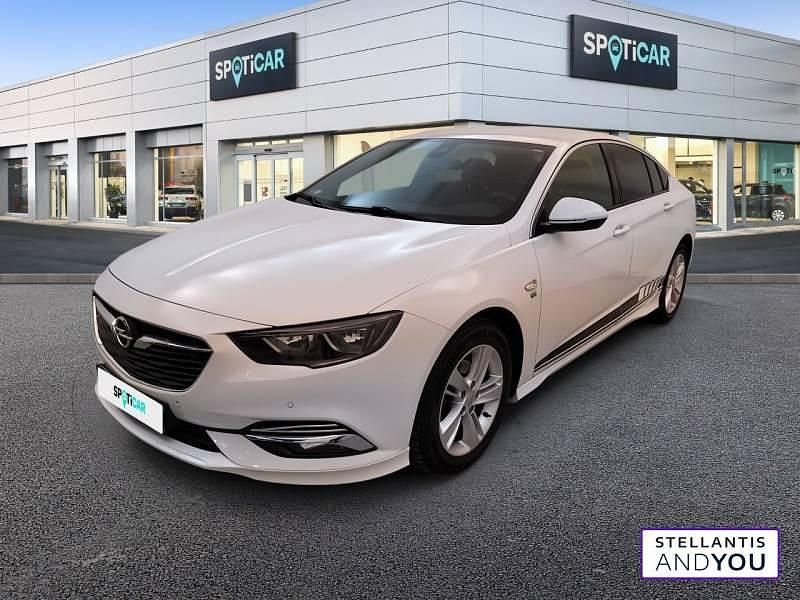 Blanc Utilisé 2019 Opel Insignia Innovation Berline | 15 489 € (Prix assez cher) - Image 1/4