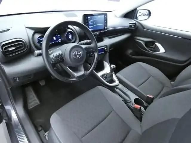 Occasion Toyota Yaris Design 2023 Gris Citadine