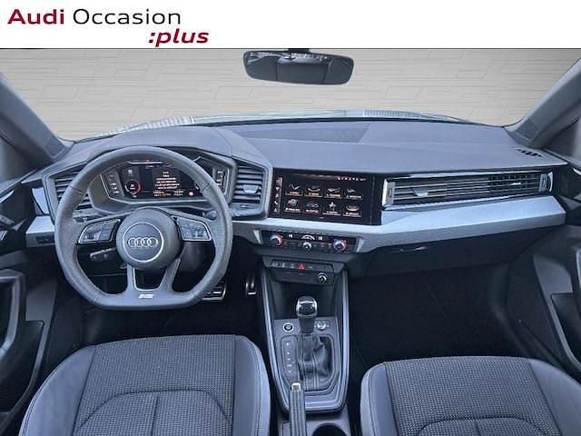Occasion Audi A1 Sportback S-line plus 116 ch (85 kW) 2025 Gris chronos métallisé noir mythe métallisé Citadine