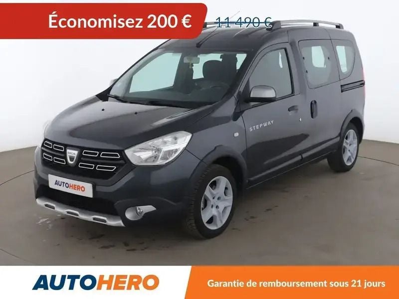 Gris Utilisé 2017 Dacia Dokker Stepway Van | 10 990 € (Super prix) - Image 1/2