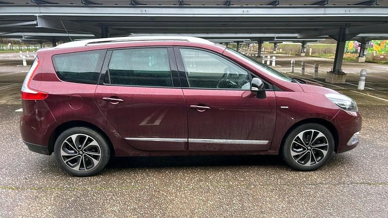 Occasion Renault Grand Scénic III Bose Edition 132 ch (97 kW) 2016 Bordeaux Monospace