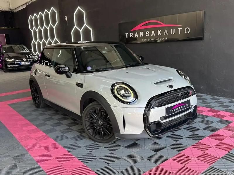 Gris Utilisé 2022 Mini Cooper S Classic Citadine | 21 990 € (Prix juste) - Image 1/4