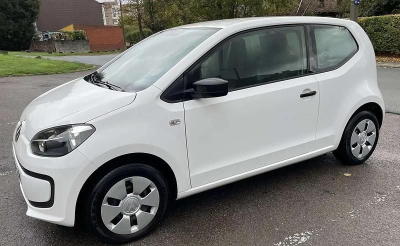 Blanc Utilisé 2014 VW up! Move Citadine | 4 650 € (Bon prix) - Image 1/4