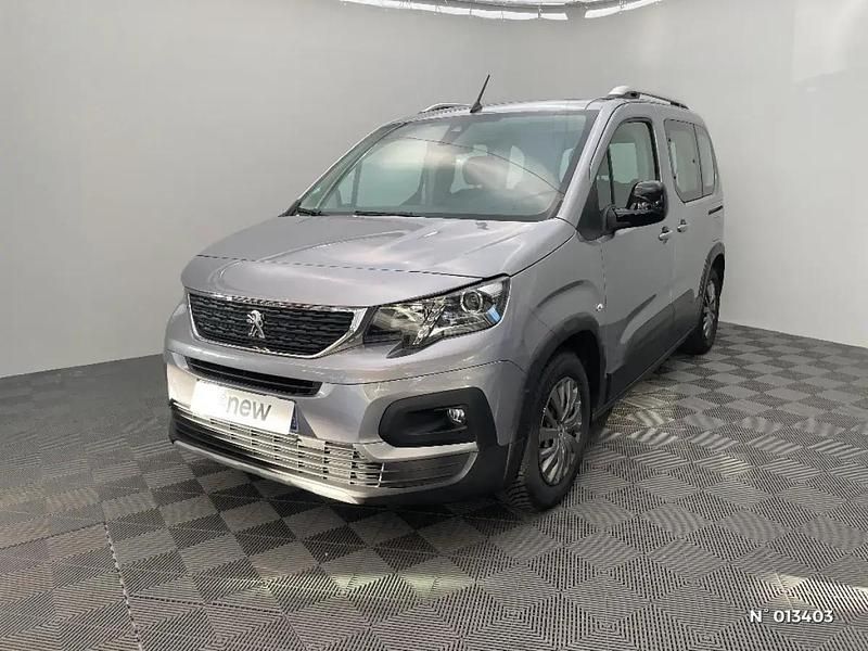 Gris Utilisé 2022 Peugeot e-Rifter Allure Monospace | 17 960 € - Image 1/4