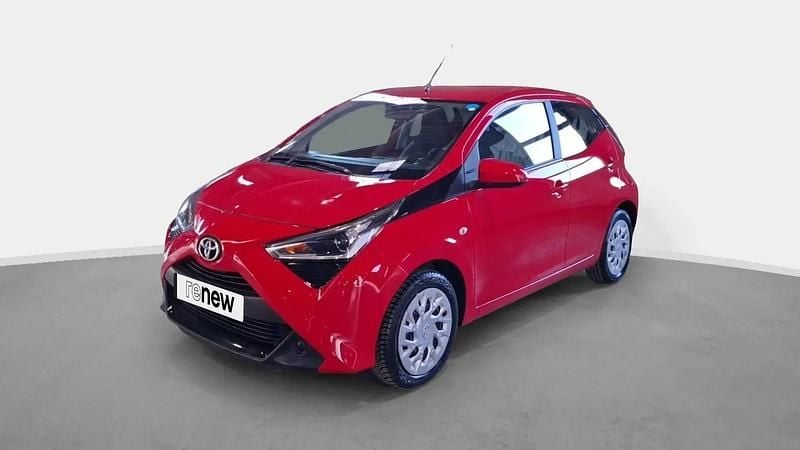 Rouge Utilisé 2021 Toyota Aygo X-clusiv Citadine | 11 990 € (Prix assez cher) - Image 1/4
