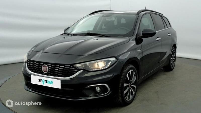 Noir Utilisé 2020 Fiat Tipo Lounge Break | 12 990 € (Prix juste) - Image 1/4