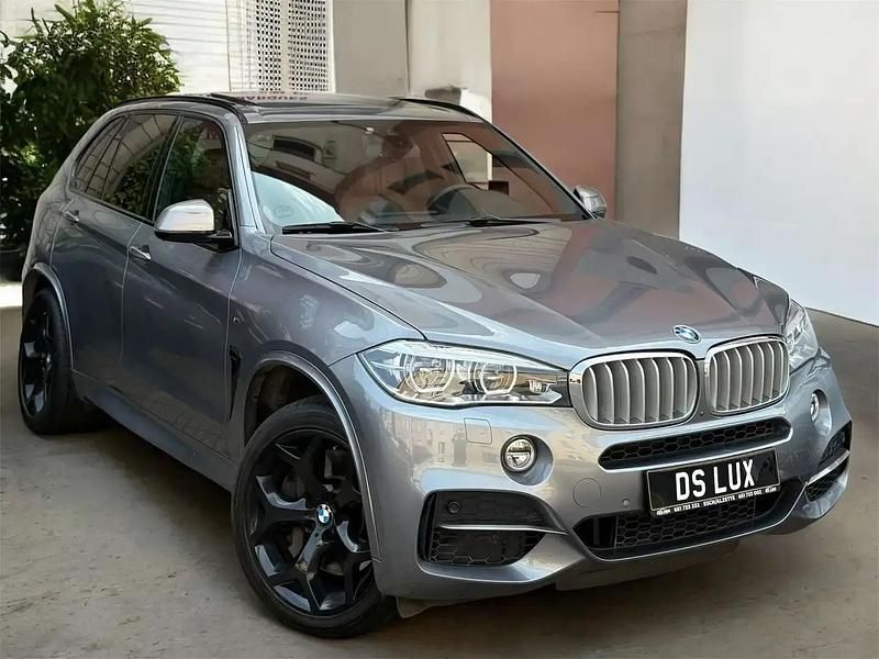 Gris Utilisé 2016 BMW X5 M Sport Line SUV | 32 990 € (Prix juste) - Image 1/4
