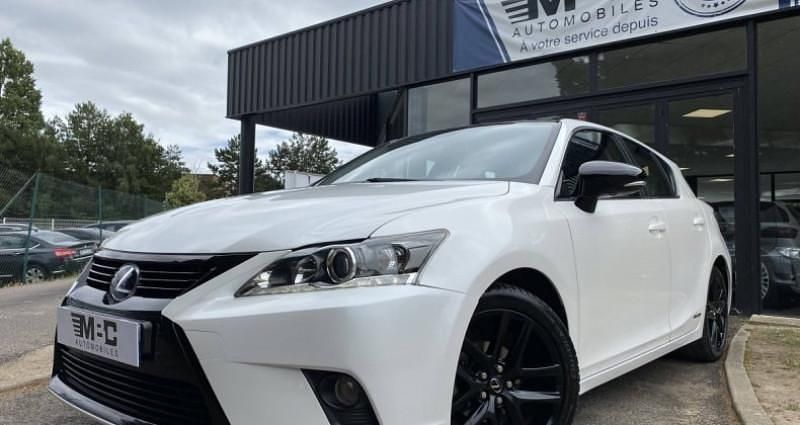 Utilisé 2016 Lexus CT200h Sport Line Berline | 16 600 € - Image 1/4
