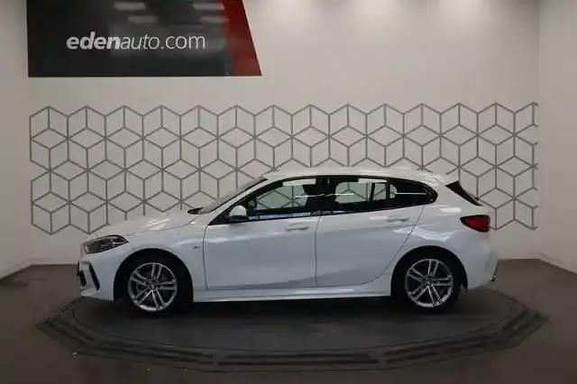 Occasion BMW 116 Sport Line 116 ch (85 kW) 2022 Alpinweiss uni Citadine