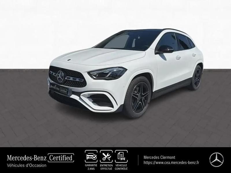 Blanc Utilisé 2025 Mercedes GLA180 AMG line SUV | 47 990 € - Image 1/4