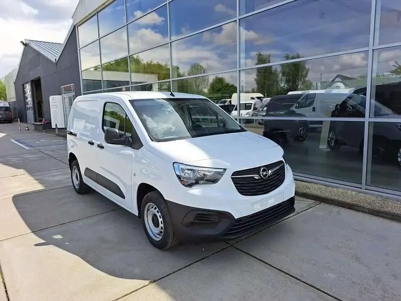 Blanc Utilisé 2023 Opel Combo Monospace | 22 900 € - Image 1/4