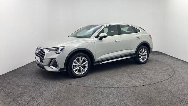 Argent rosée métallisé Utilisé 2023 Audi Q3 Sportback S-Line SUV | 50 990 € (Prix cher) - Image 1/4