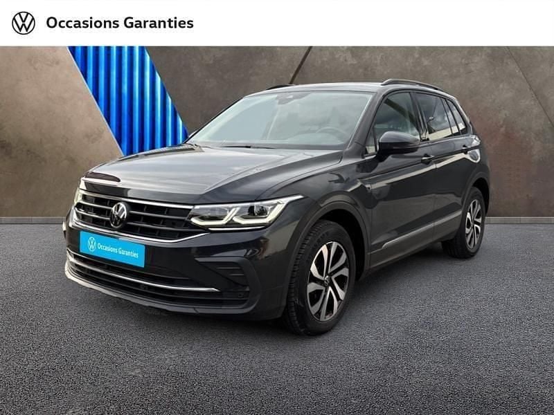 Gris urano Occasion 2022 VW Tiguan Active SUV | 27 900 € (Prix juste) - Image 1/4