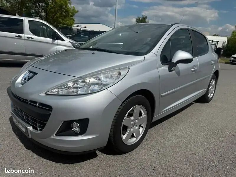 Utilisé 2012 Peugeot 207 | 6 990 € (Prix juste) - Image 1/4