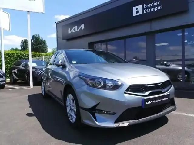 Occasion Kia Ceed Active 2024 Gris perle métallisé Citadine