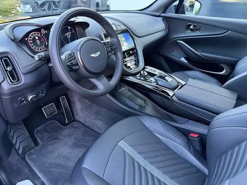 Noir Utilisé 2024 Aston Martin DBX 707 SUV | 164 870 € - Image 1/4