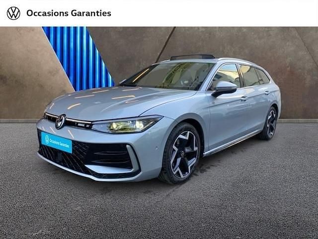Utilisé 2024 VW Passat R-line Break | 39 390 € (Prix cher) - Image 1/4