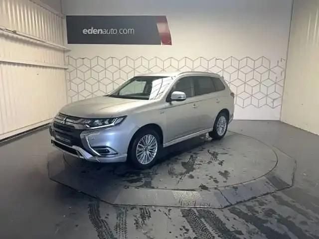 Gris Occasion 2020 Mitsubishi Outlander SUV | 23 490 € (Super prix) - Image 1/4