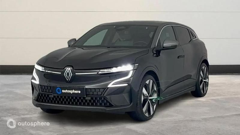 Noir Utilisé 2022 Renault Mégane Techno SUV | 21 999 € (Prix juste) - Image 1/4